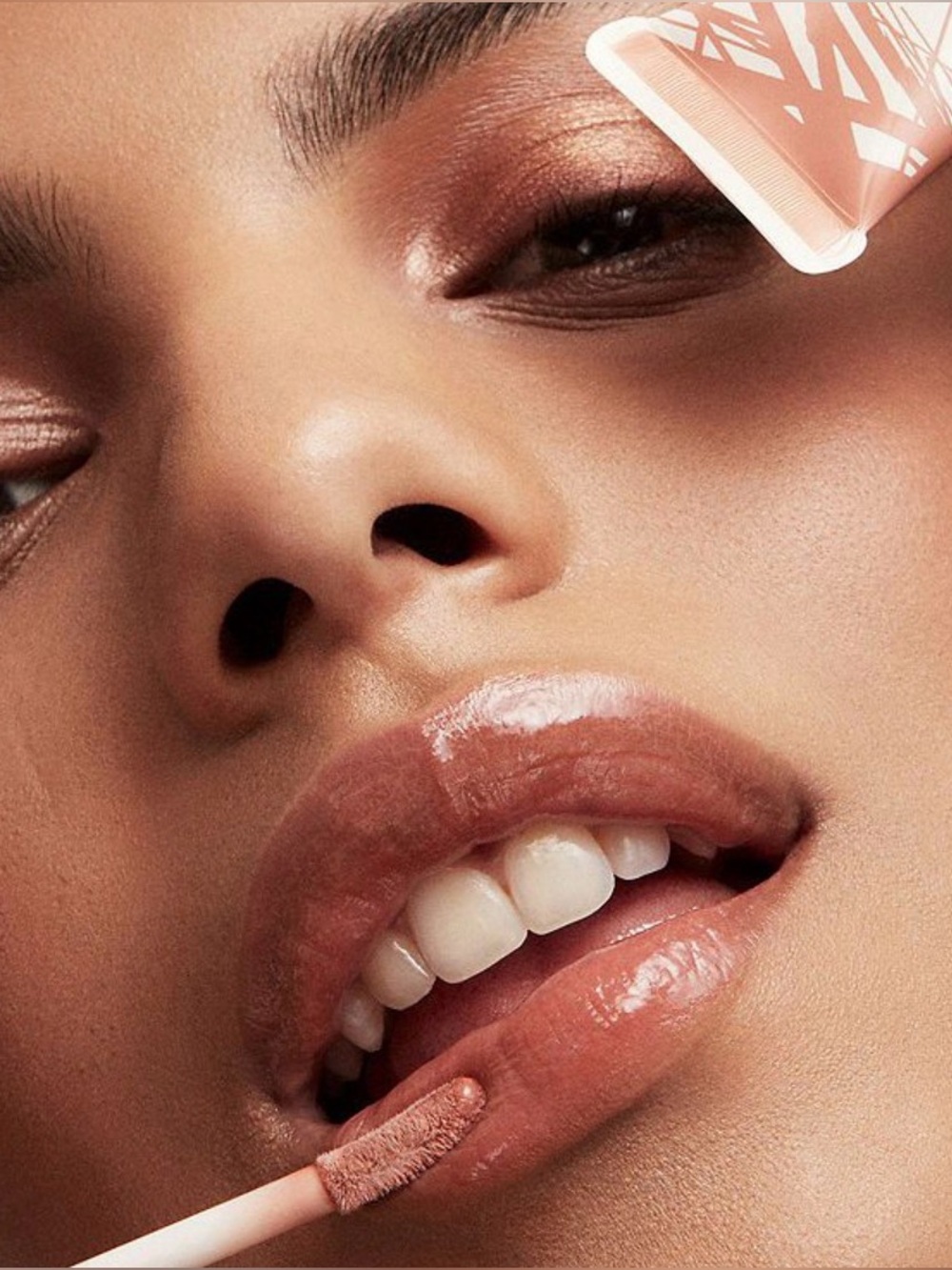 Fenty Beauty by Rihanna Pro Kissโr Luscious Lip Balm in Latte Lips - NEW